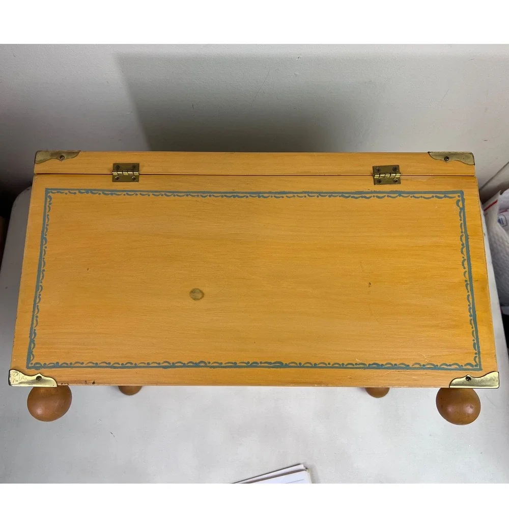 Vintage Tole Hand Painted Wooden Storage Trunk‎ Folk Art Chest Geese Signed 1989